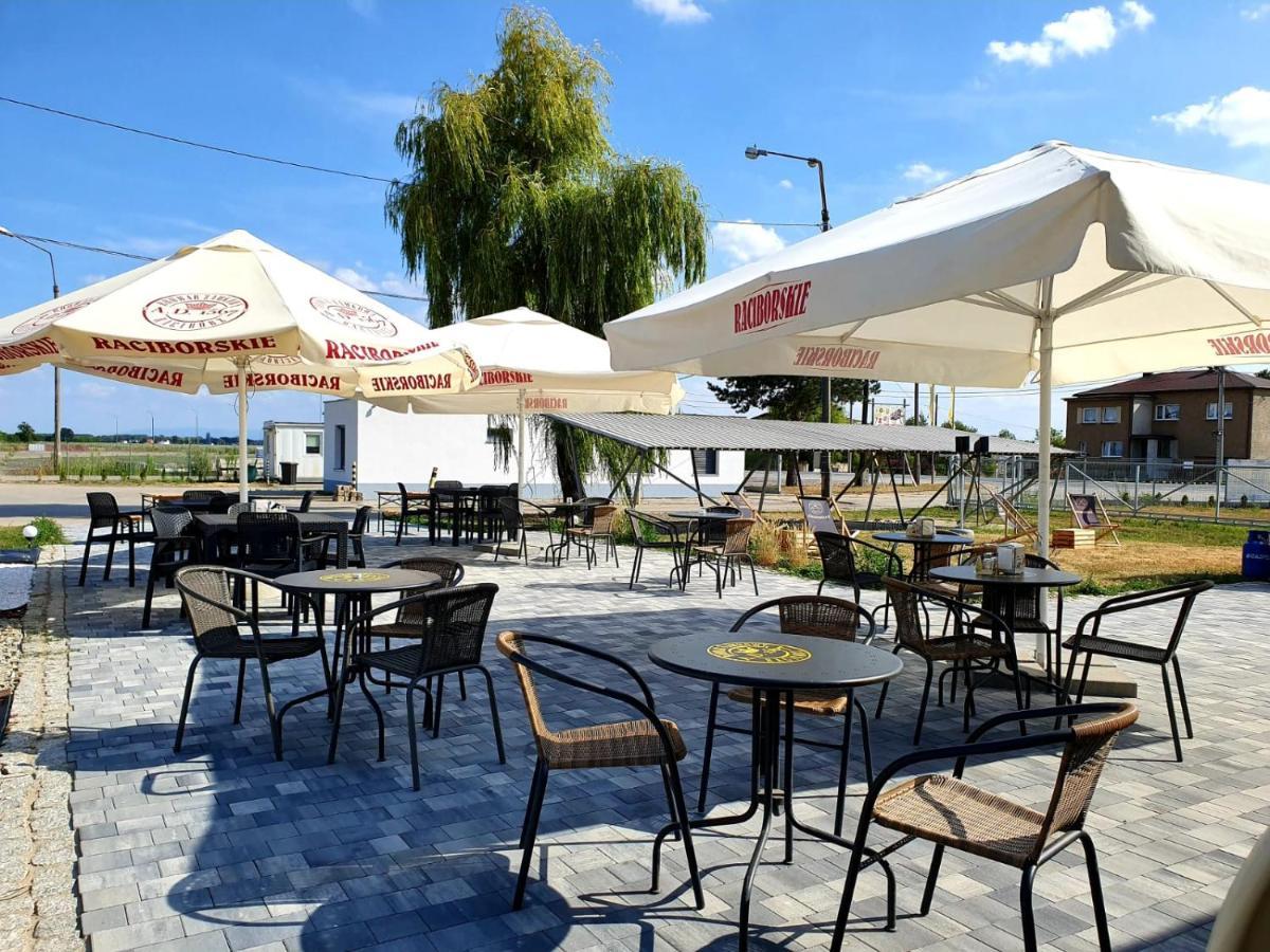 Przystanek Roszkow -Noclegi I Restauracja 外观 照片
